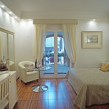 罗坎达纳沃纳酒店